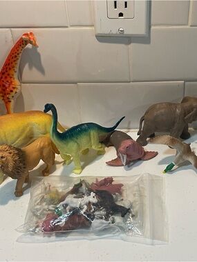 Vintage Plastic Animal Toy Set